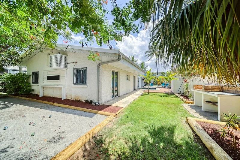 Esterno casa vacanze (estate)