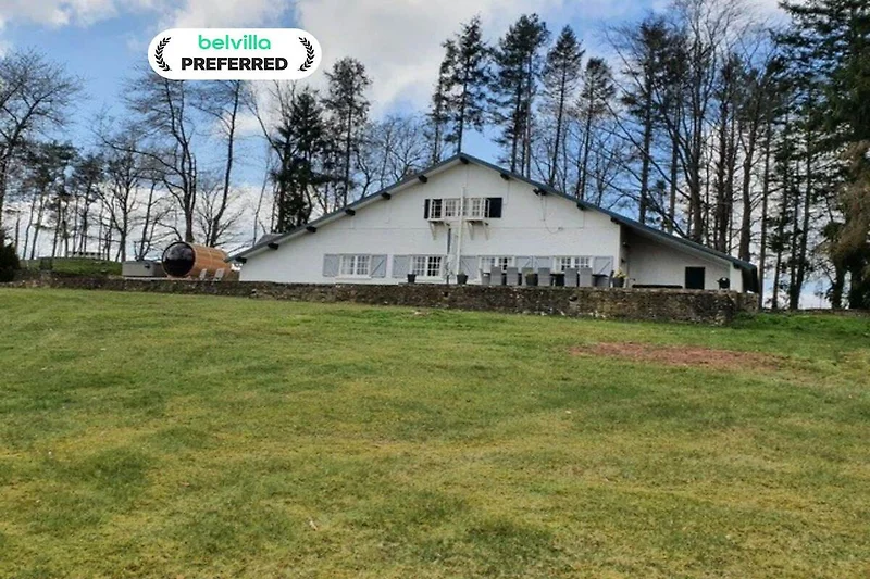 Außenseite Ferienhaus (Sommer)