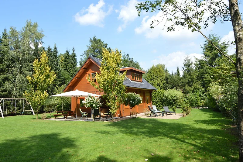 Exterieur vakantiehuis (zomer)