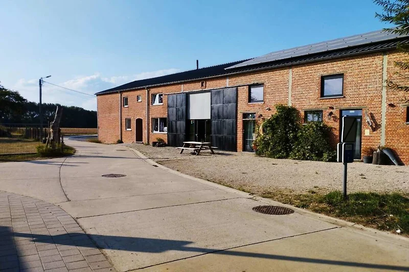 Außenseite Ferienhaus (Sommer)