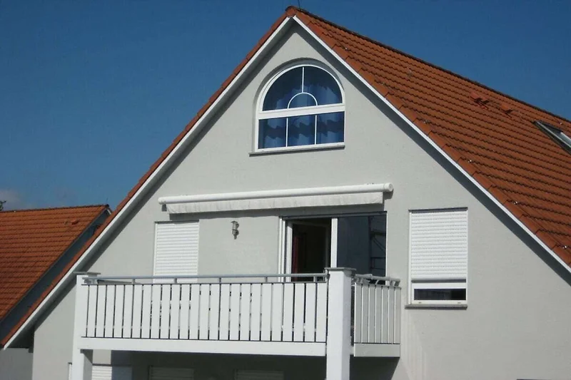 Außenseite Ferienhaus (Sommer)