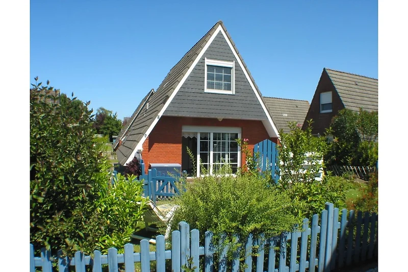 Außenseite Ferienhaus (Sommer)