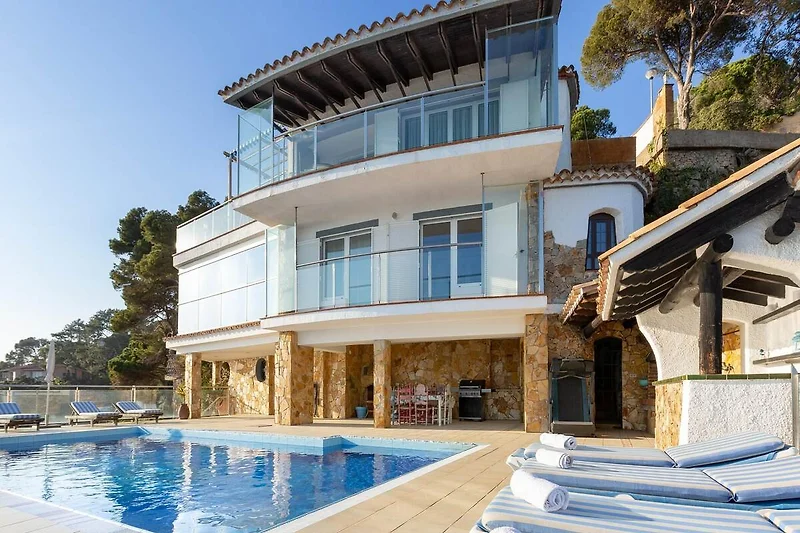 Exterieur vakantiehuis (zomer)