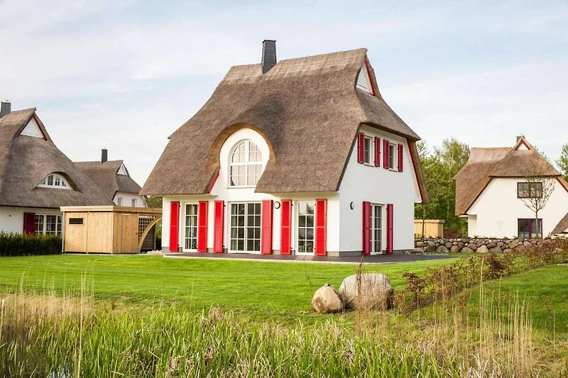 Außenseite Ferienhaus (Sommer)