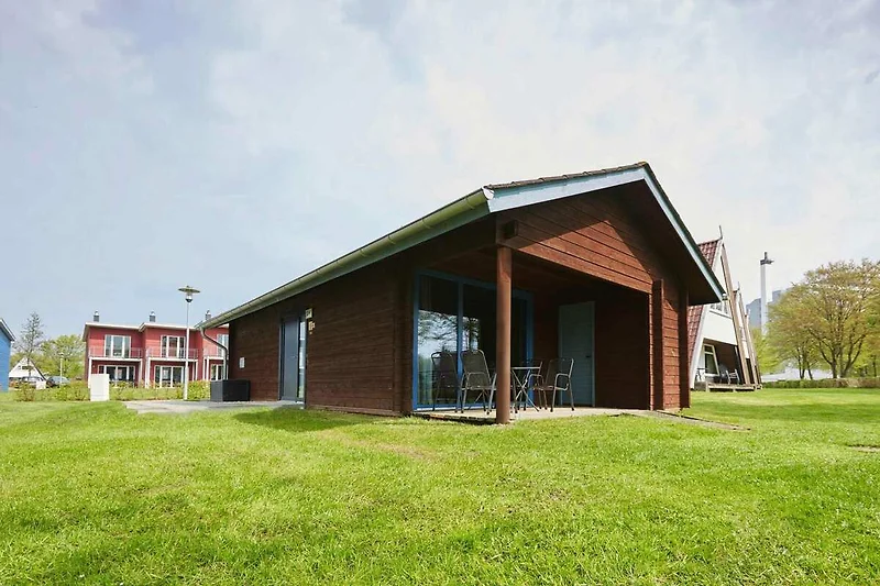 Außenseite Ferienhaus (Sommer)