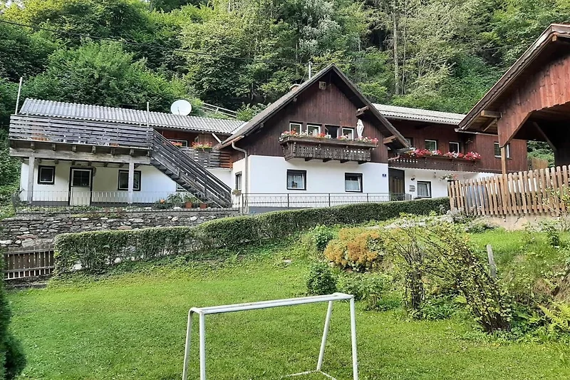 Esterno casa vacanze (estate)