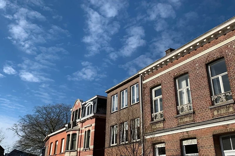 Außenseite Ferienhaus (Sommer)