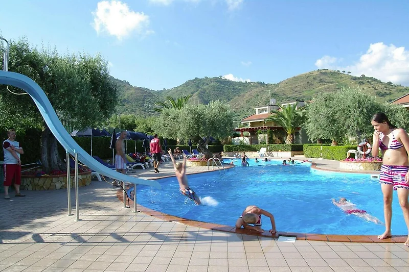 Schwimmbad des Ferienhauses