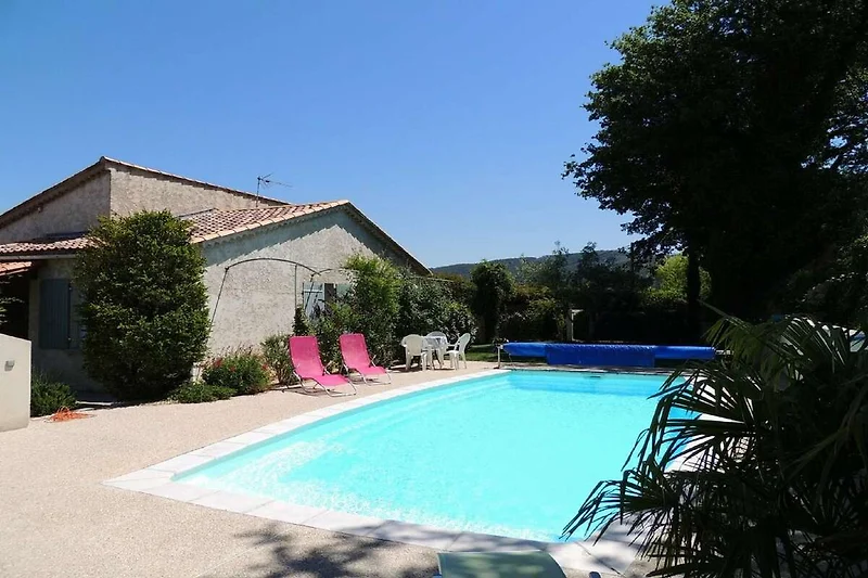 Schwimmbad des Ferienhauses