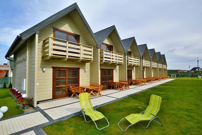 Außenseite Ferienhaus (Sommer)
