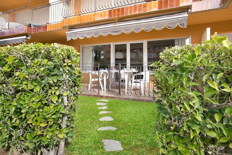 Esterno casa vacanze (estate)