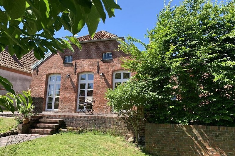 Außenseite Ferienhaus (Sommer)