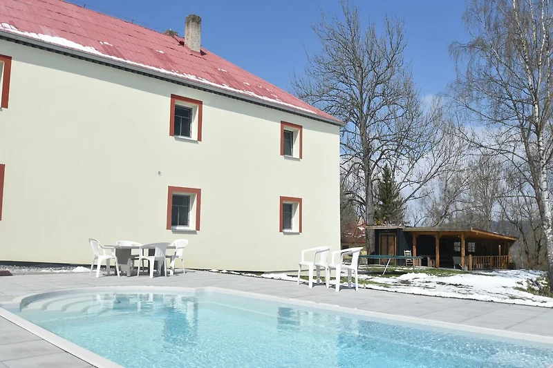 Exterieur vakantiehuis (winter)