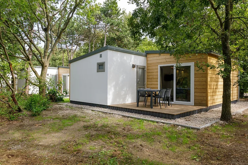 Außenseite Ferienhaus (Sommer)