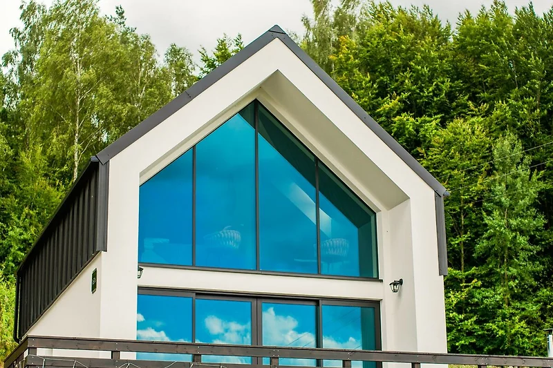 Außenseite Ferienhaus (Sommer)