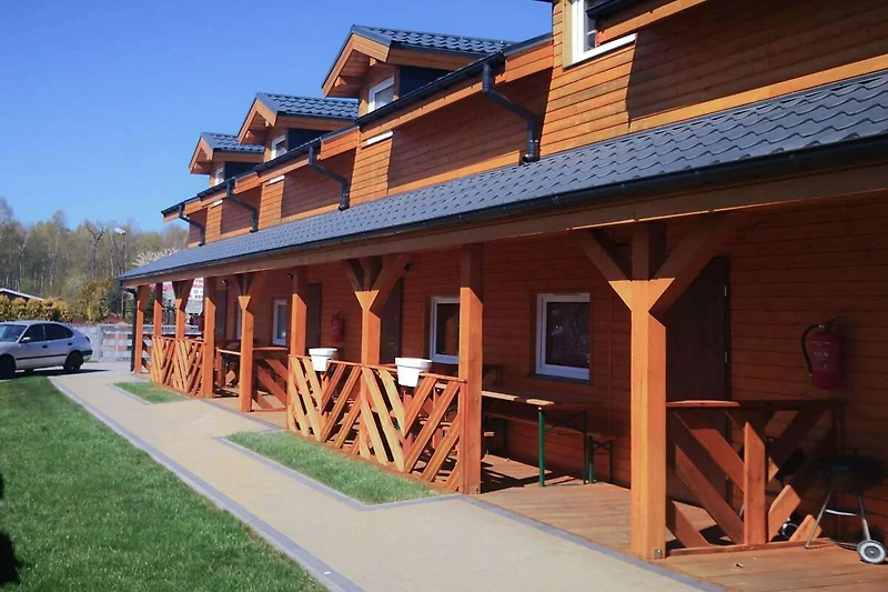 Außenseite Ferienhaus (Sommer)