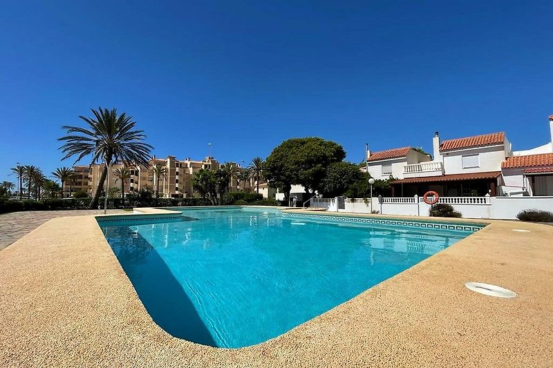 Piscina casa vacanze