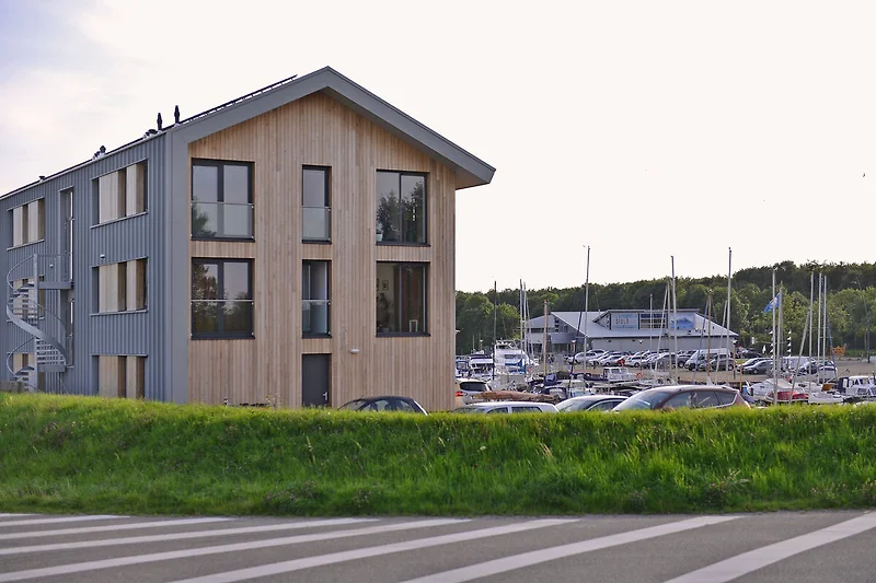 Außenseite Ferienhaus (Sommer)