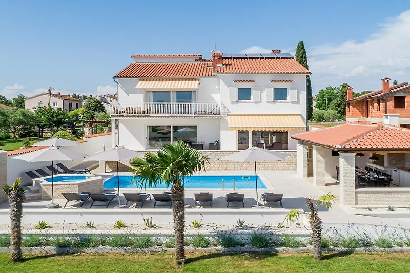 Esterno casa vacanze (estate)