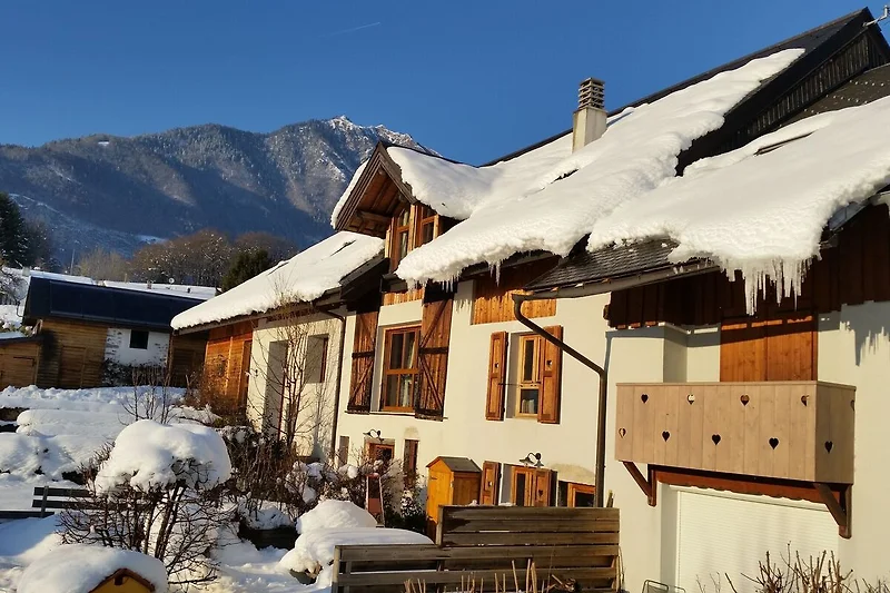 Exterieur vakantiehuis (winter)