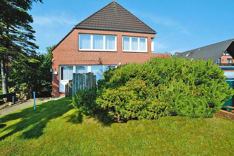 Außenseite Ferienhaus (Sommer)