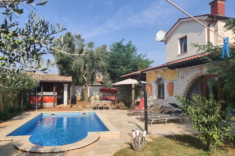 Esterno casa vacanze (estate)