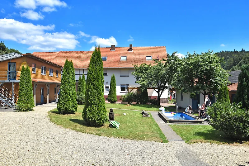 Außenseite Ferienhaus (Sommer)