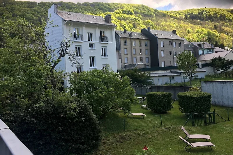 Außenseite Ferienhaus (Sommer)