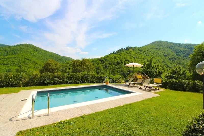 Schwimmbad des Ferienhauses