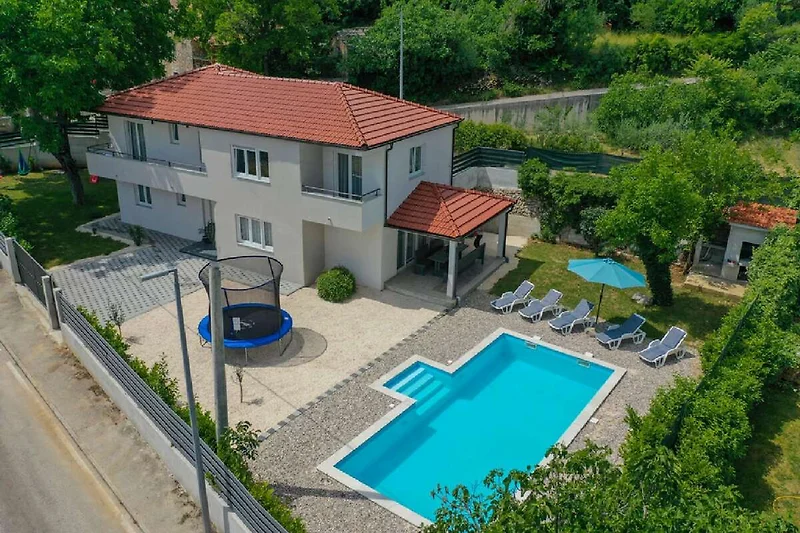 Esterno casa vacanze (estate)