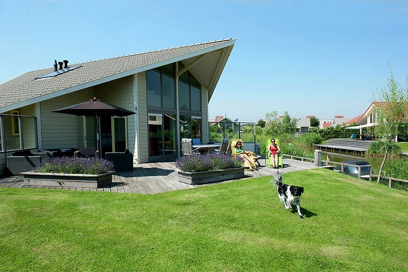 Exterieur vakantiehuis (zomer)