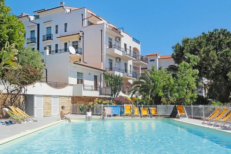 Schwimmbad des Ferienhauses