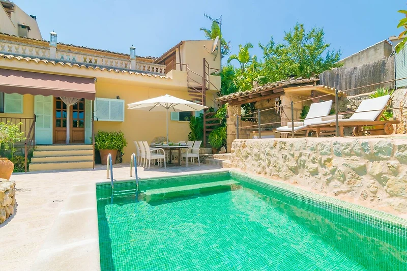 Esterno casa vacanze (estate)