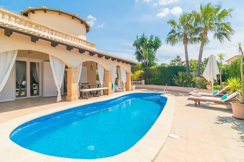 Schwimmbad des Ferienhauses