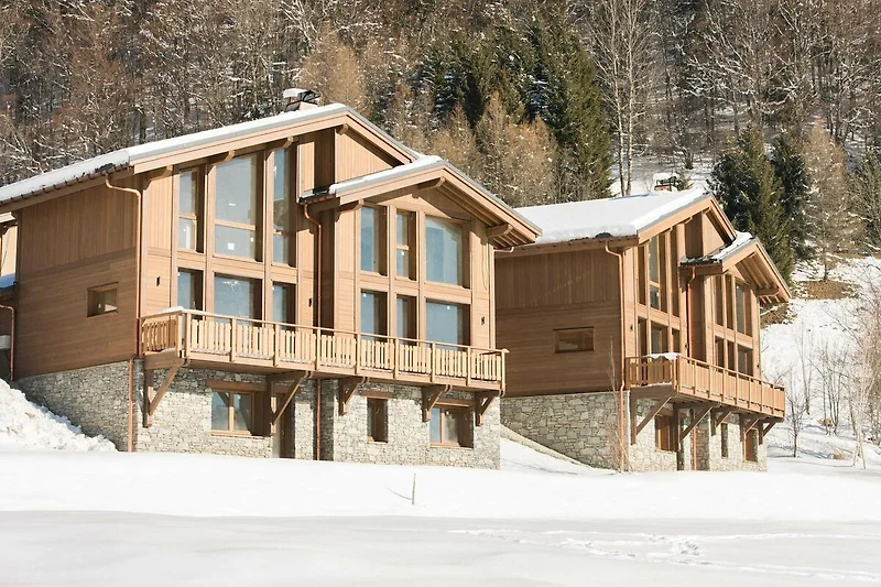 Außenseite Ferienhaus (Winter)