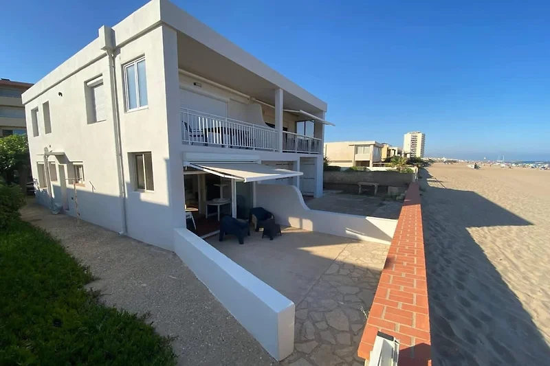 Exterieur vakantiehuis (zomer)