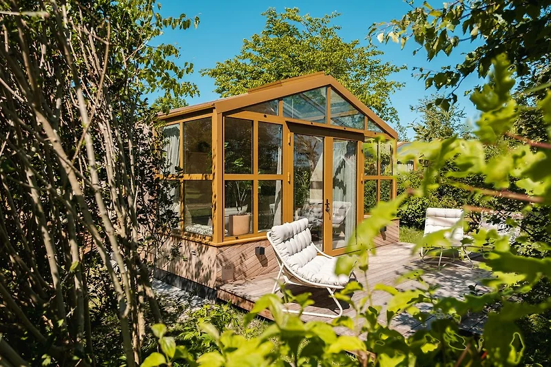 Außenseite Ferienhaus (Sommer)