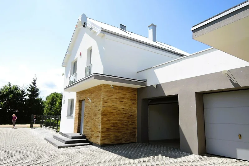 Außenseite Ferienhaus (Sommer)