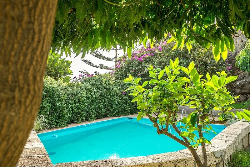 Piscina casa vacanze