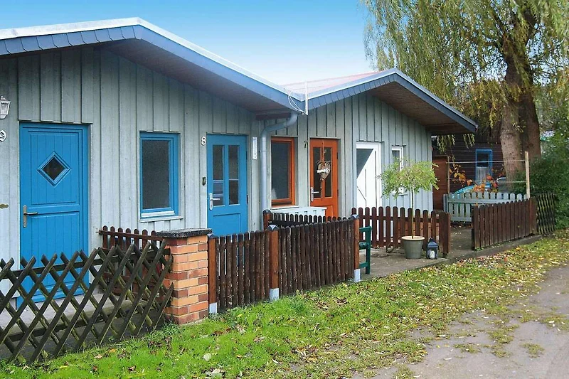 Außenseite Ferienhaus (Sommer)