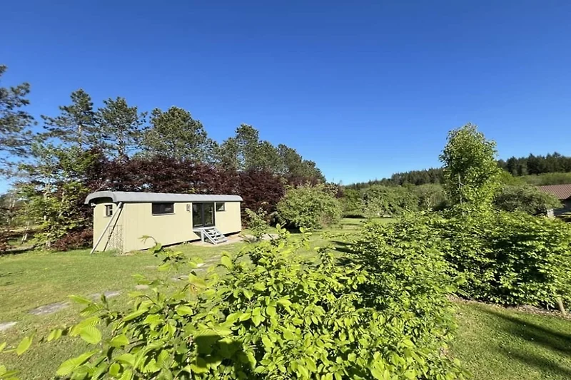 Außenseite Ferienhaus (Sommer)