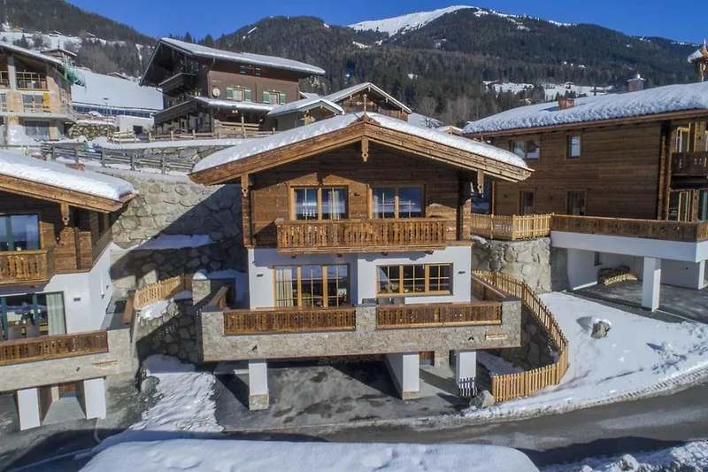 Außenseite Ferienhaus (Winter)