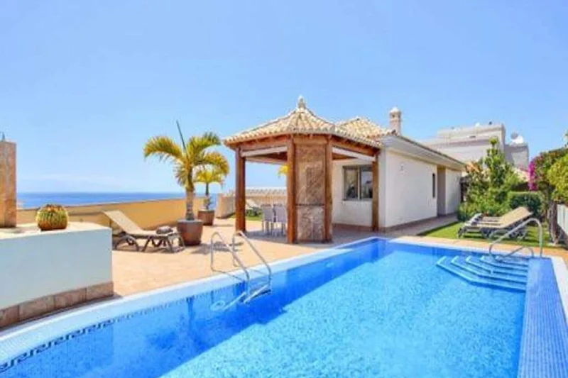 Exterieur vakantiehuis (zomer)