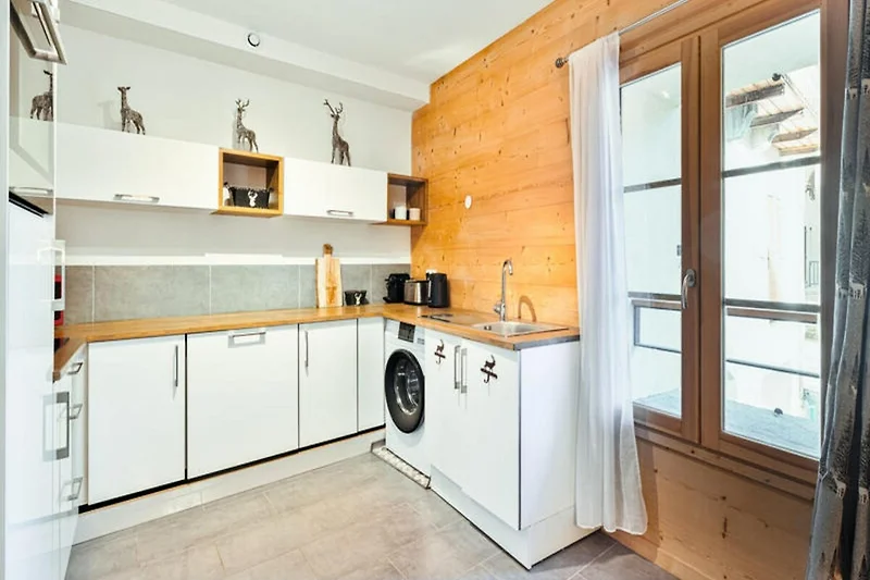 Außenseite Ferienhaus (Sommer)