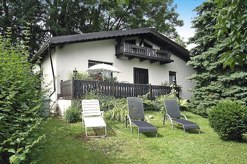 Exterieur vakantiehuis (zomer)