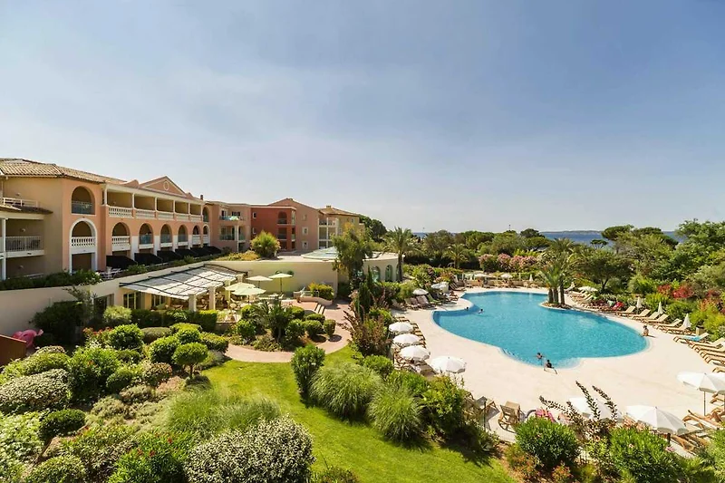 Schwimmbad des Ferienhauses