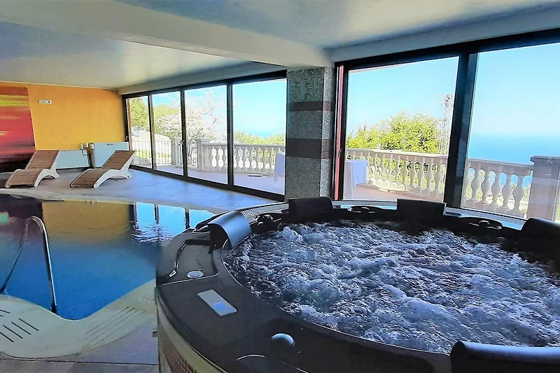 Schwimmbad des Ferienhauses