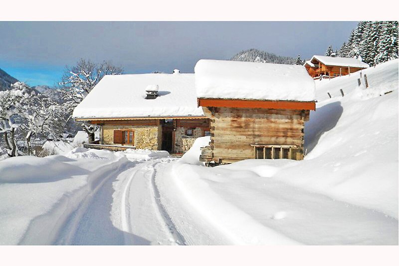 Außenseite Ferienhaus (Winter)