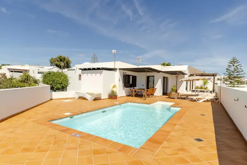 Schwimmbad des Ferienhauses