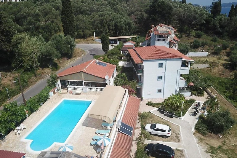 Esterno casa vacanze (estate)